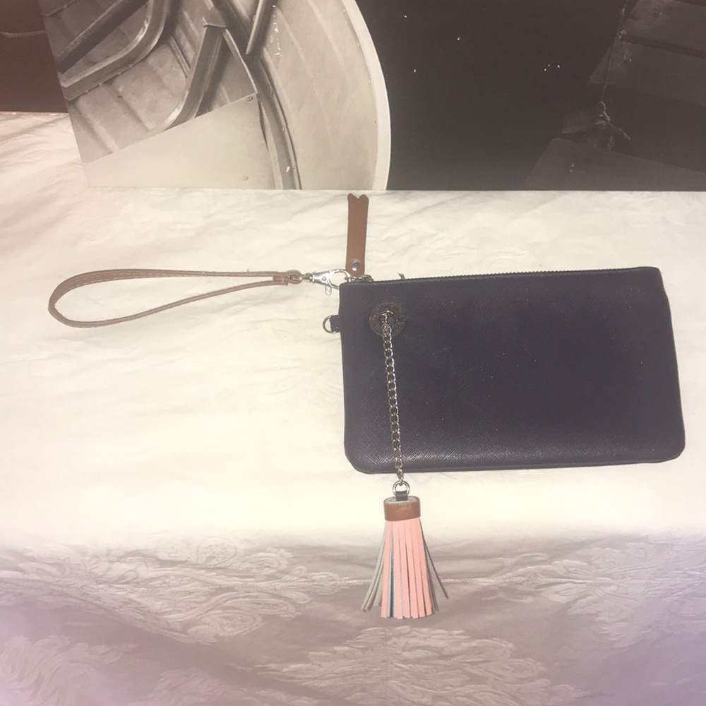 Hand bag